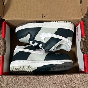 Nike dunk deep jungle